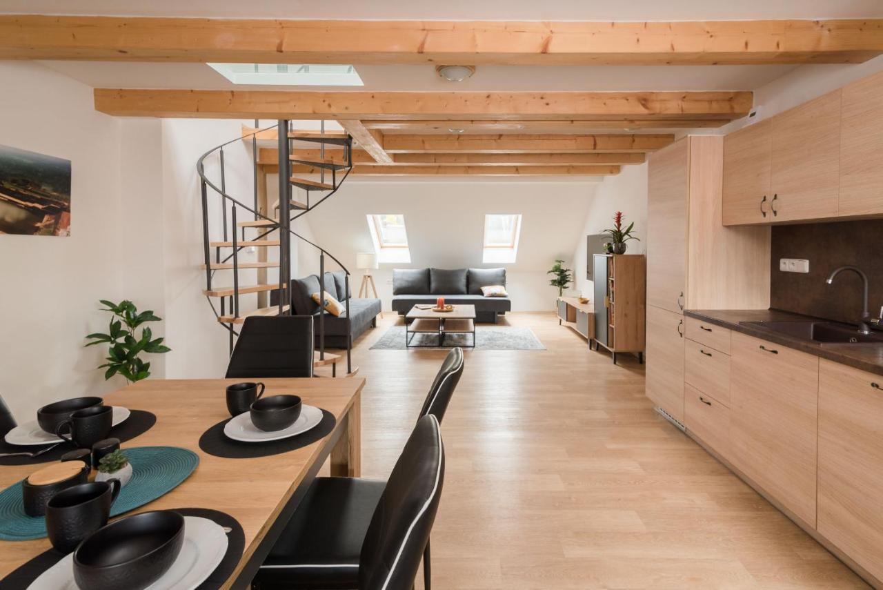 Ayni Apartman Semily Buitenkant foto